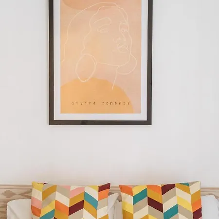 Homeyseville- Bright At Santa Cruz 6 Pax, Parking Optional Apartamento *